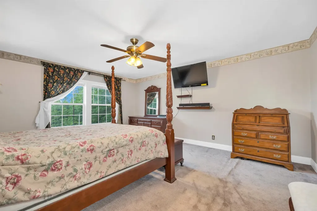 1400 Cass Mill Road Alexandria NH 03222