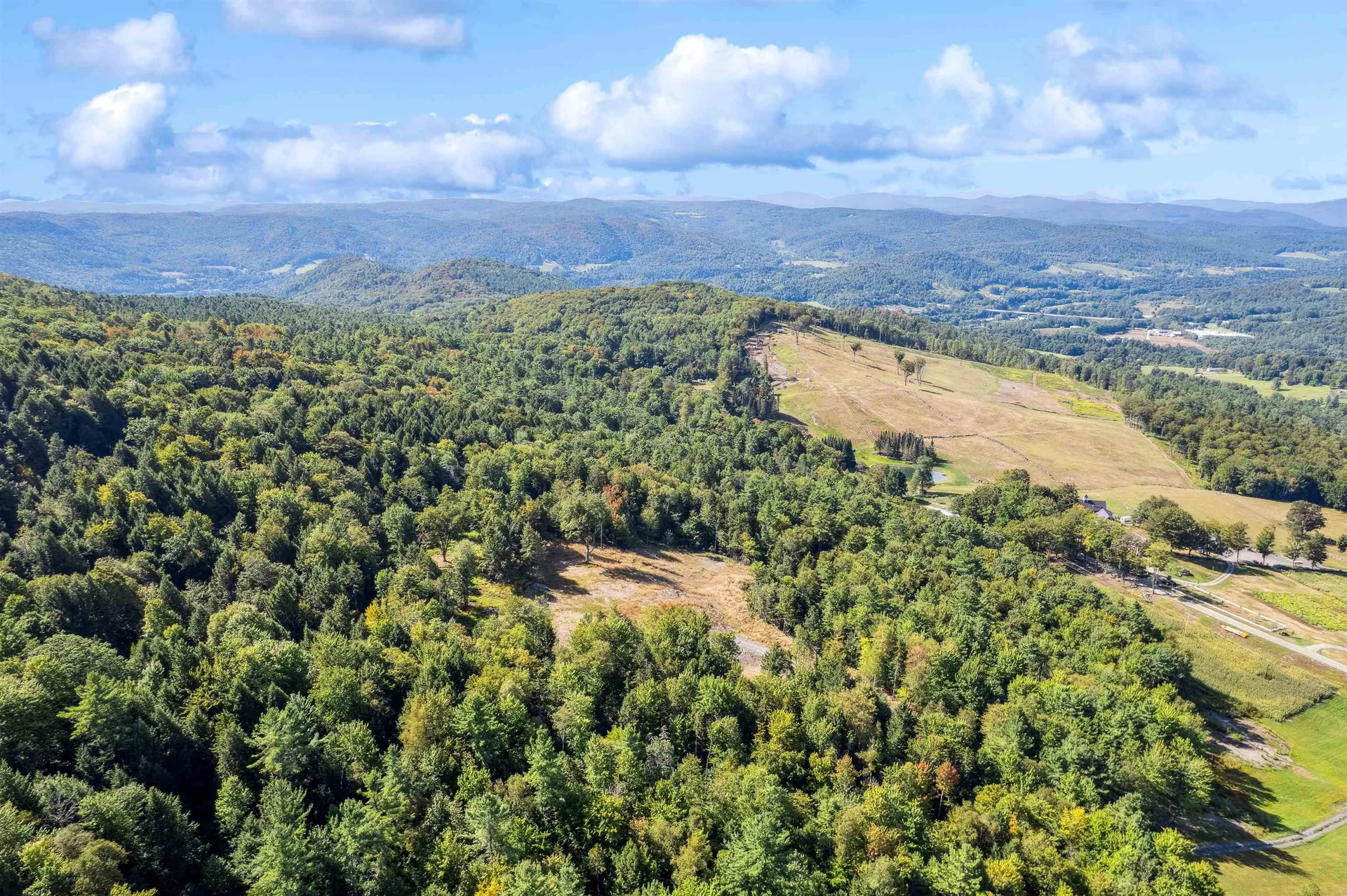 1985 Gee Hill Road Royalton VT 05068