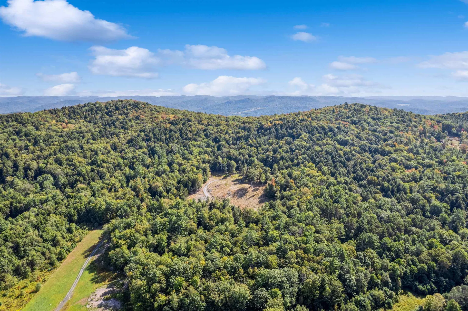 1985 Gee Hill Road Royalton VT 05068