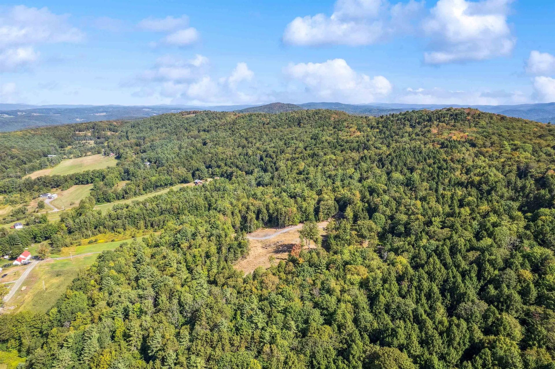 1985 Gee Hill Road Royalton VT 05068