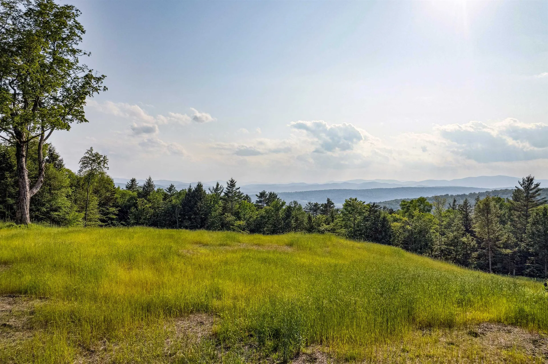 1985 Gee Hill Road Royalton VT 05068