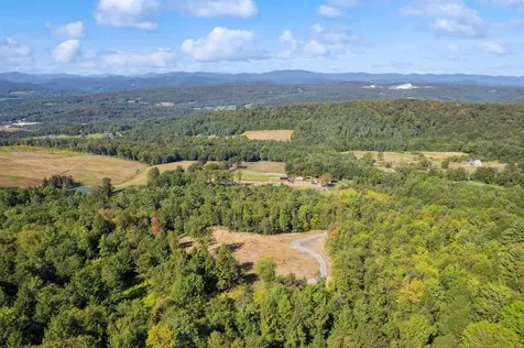 1985 Gee Hill Road Royalton VT 05068
