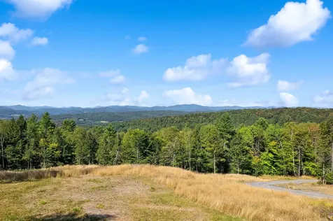 1985 Gee Hill Road Royalton VT 05068