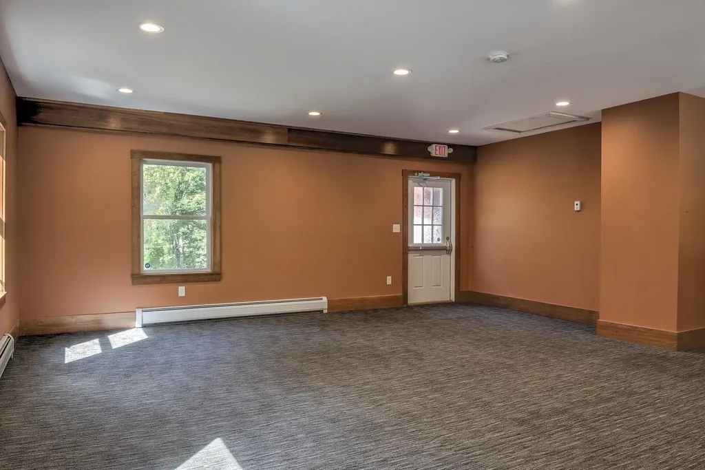 515 Monadnock Highway Swanzey NH 03446