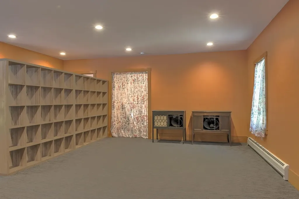 515 Monadnock Highway Swanzey NH 03446