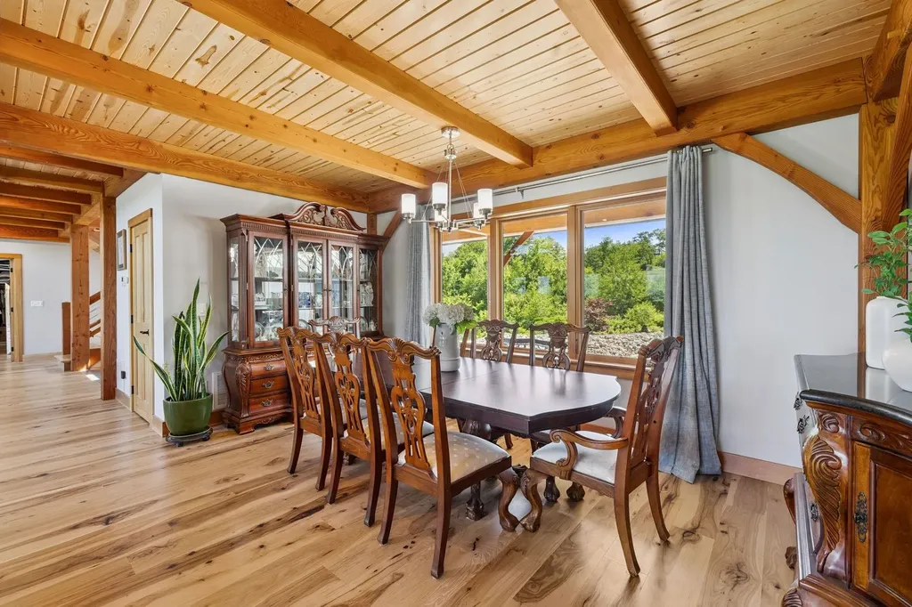 21 Quimby Mountain Road Hooksett NH 03106