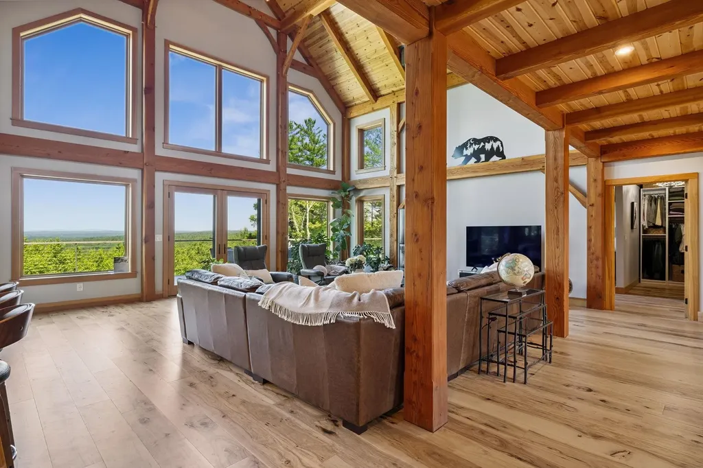 21 Quimby Mountain Road Hooksett NH 03106