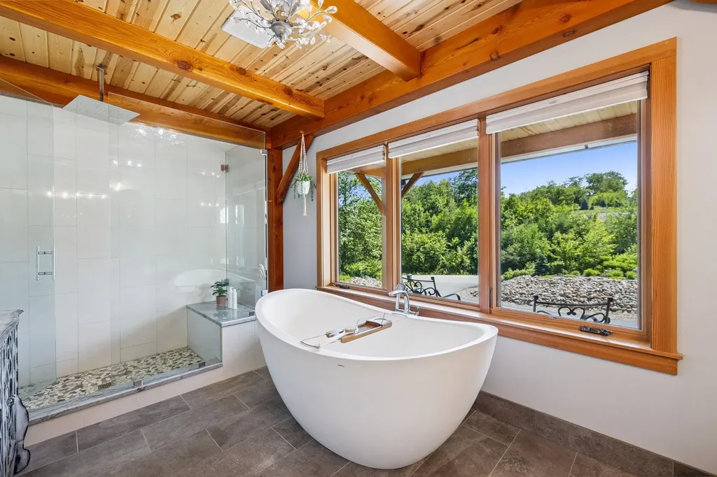 21 Quimby Mountain Road Hooksett NH 03106