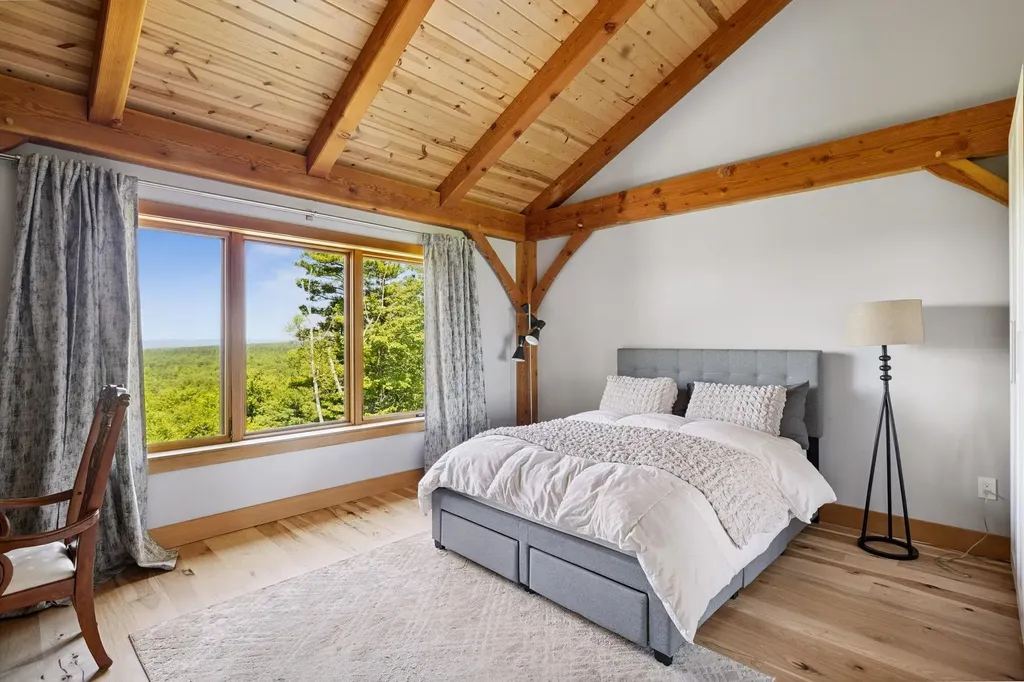 21 Quimby Mountain Road Hooksett NH 03106