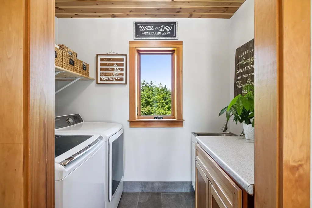 21 Quimby Mountain Road Hooksett NH 03106