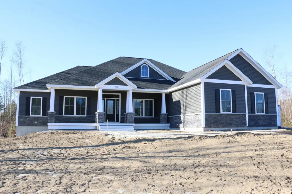 452 Blane Circle Pembroke NH 03275