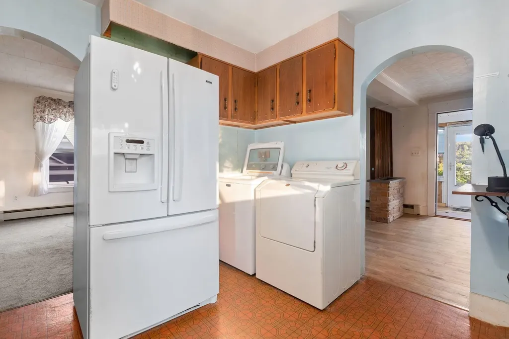 21 Washington Avenue Lunenburg VT 05904