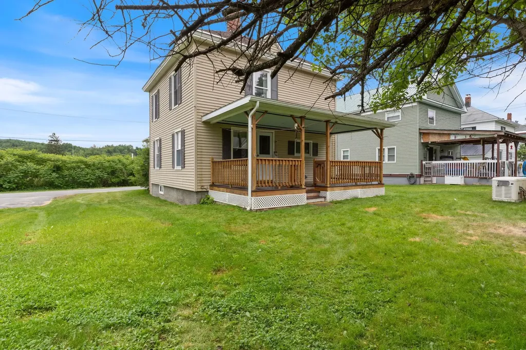21 Washington Avenue Lunenburg VT 05904