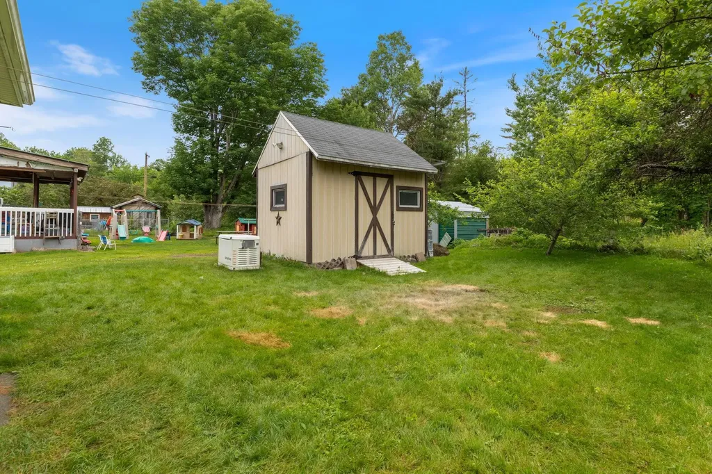 21 Washington Avenue Lunenburg VT 05904