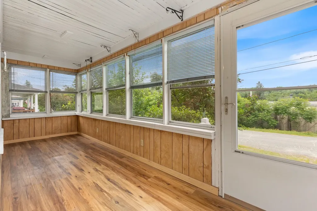 21 Washington Avenue Lunenburg VT 05904