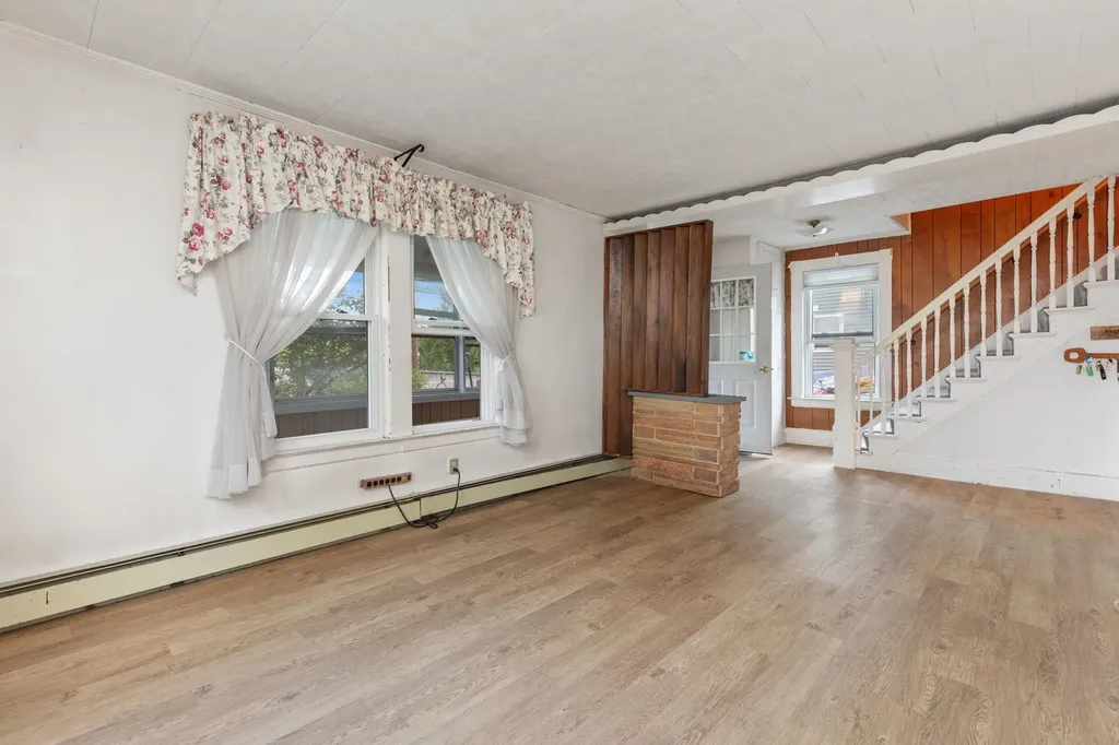 21 Washington Avenue Lunenburg VT 05904