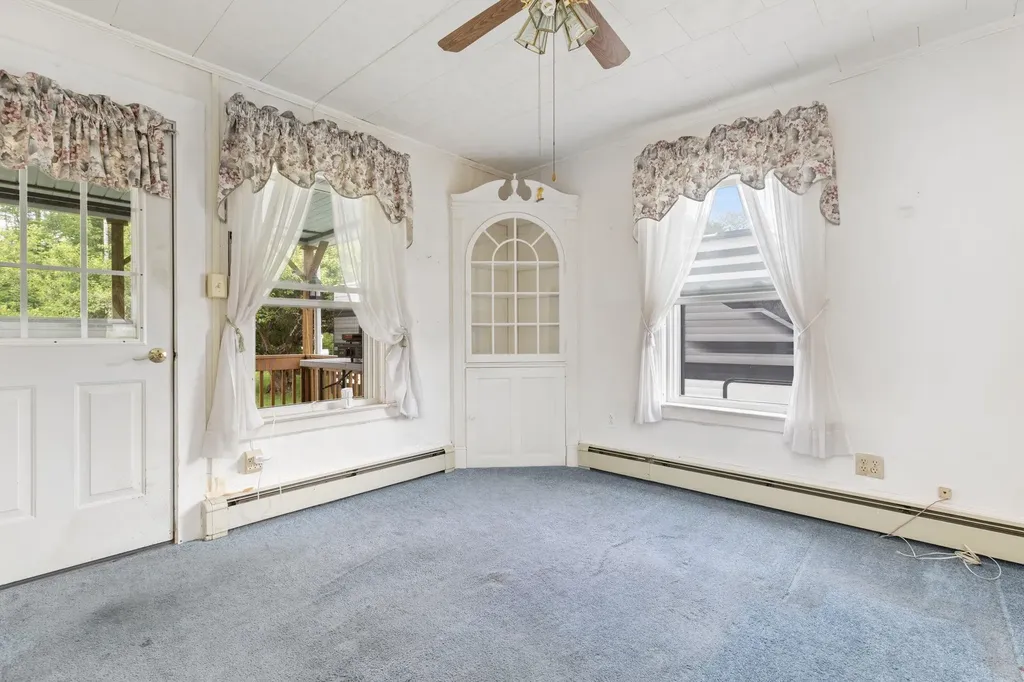 21 Washington Avenue Lunenburg VT 05904