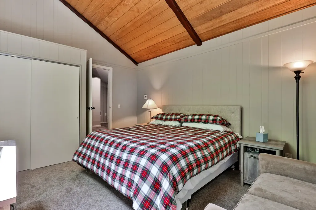 26 Fiddlehead Lane Pittsfield VT 05762