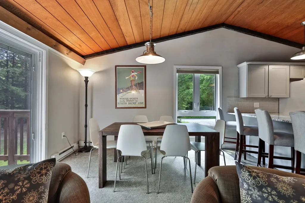 26 Fiddlehead Lane Pittsfield VT 05762