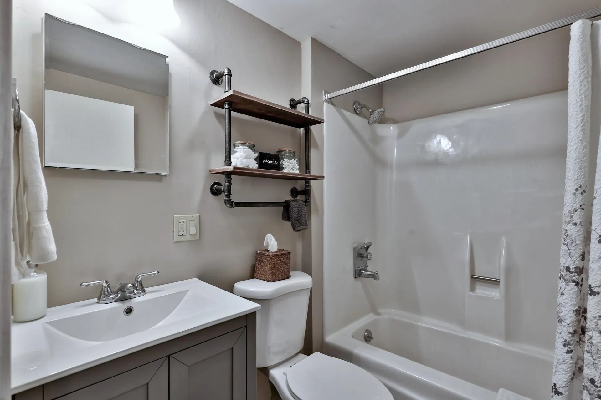 26 Fiddlehead Lane Pittsfield VT 05762