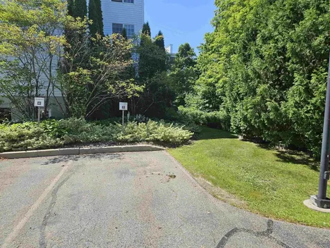 70 Maple Street Middlebury VT 05753