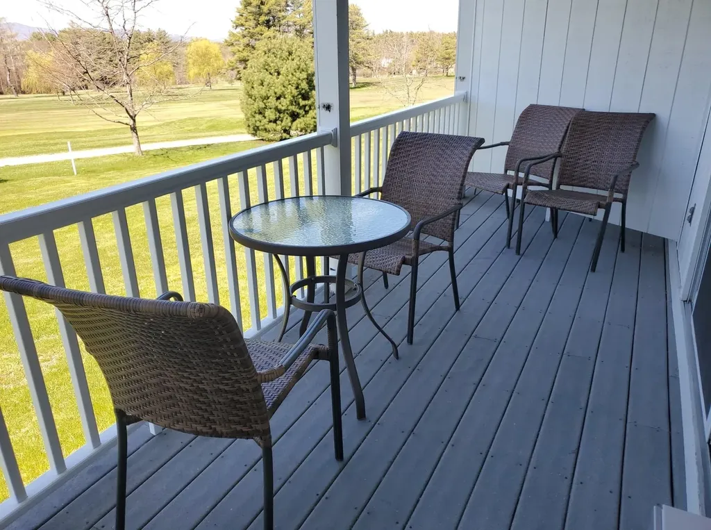 337 S Main Street Wolfeboro NH 03894