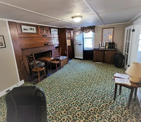 337 S Main Street Wolfeboro NH 03894