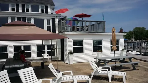 337 S Main Street Wolfeboro NH 03894