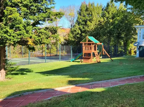 337 S Main Street Wolfeboro NH 03894