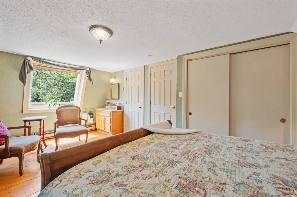 27 Nh Route 25 Plymouth NH 03264