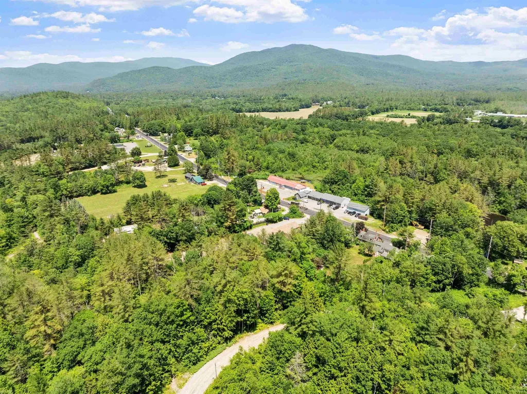 27 Nh Route 25 Plymouth NH 03264