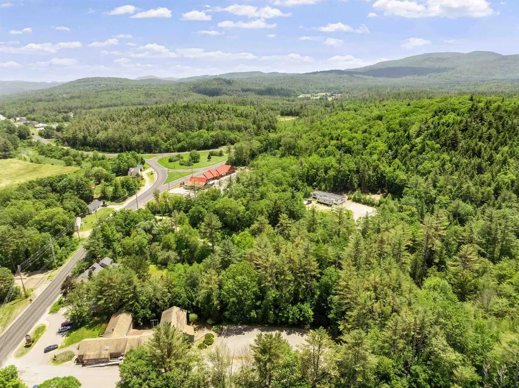 27 Nh Route 25 Plymouth NH 03264