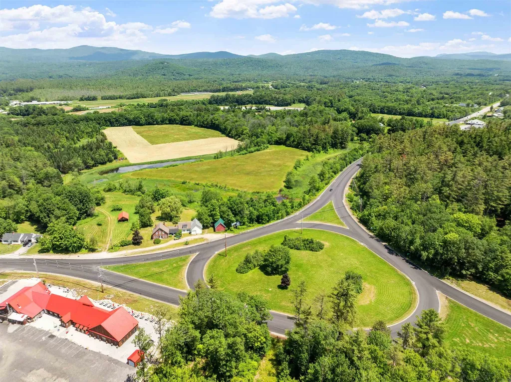 27 Nh Route 25 Plymouth NH 03264