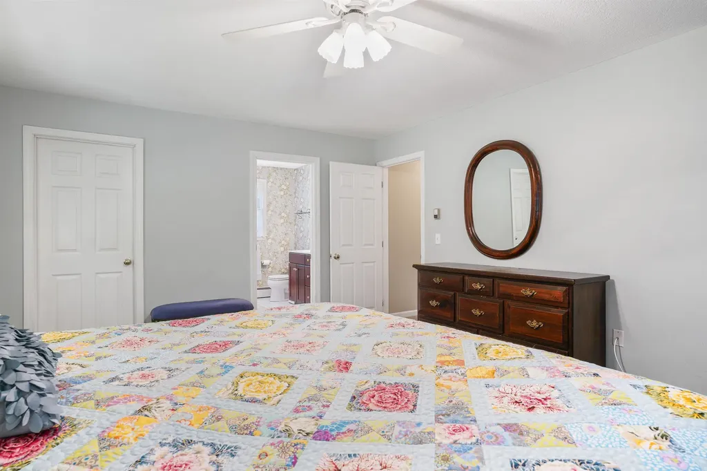 8 Essex Drive Bow NH 03304
