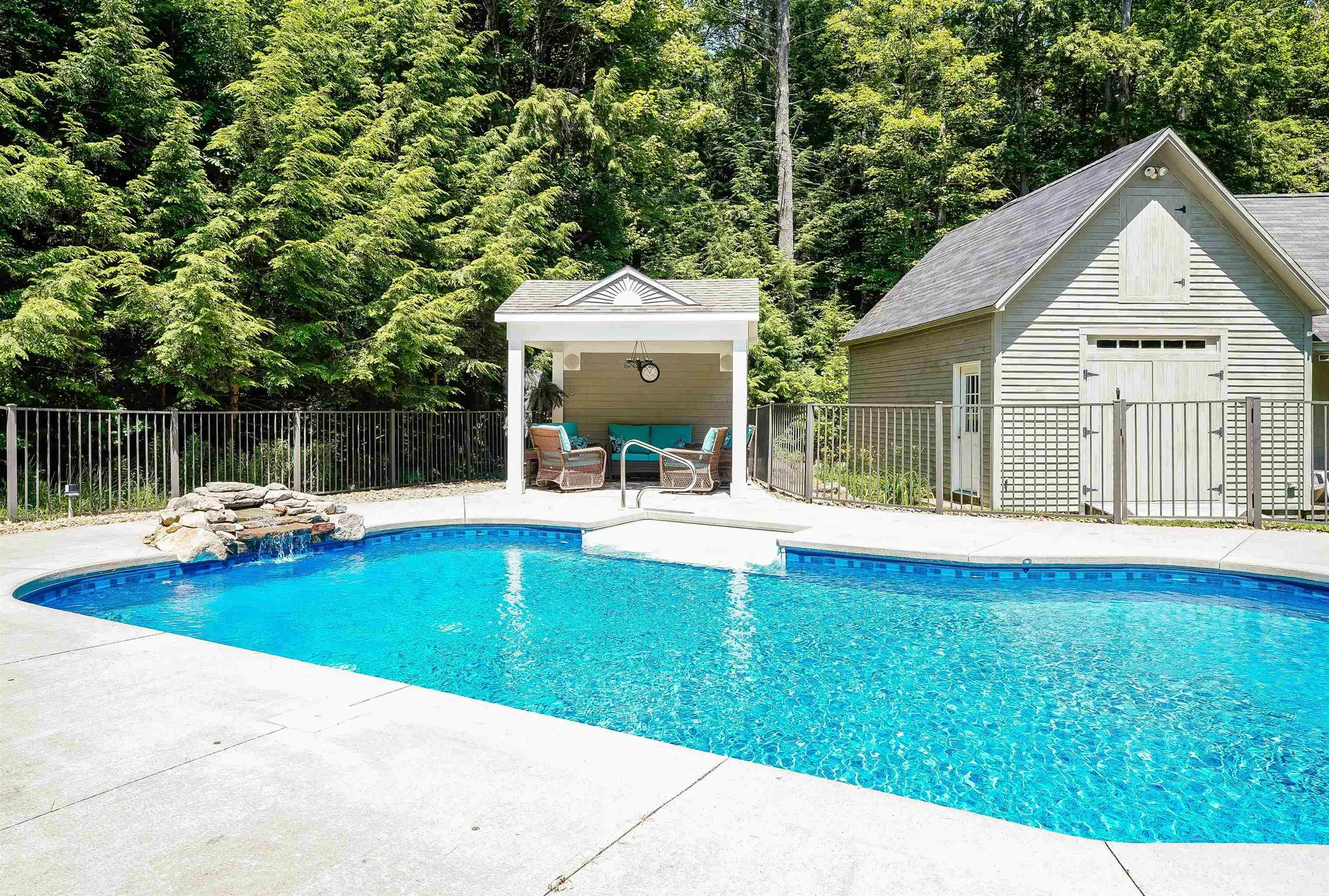 8 Essex Drive Bow NH 03304