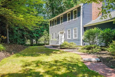 8 Essex Drive Bow NH 03304