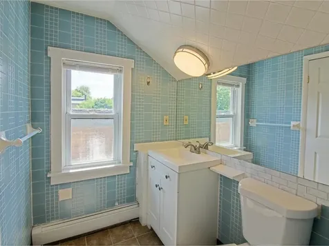 37 Drew Street Burlington VT 05401