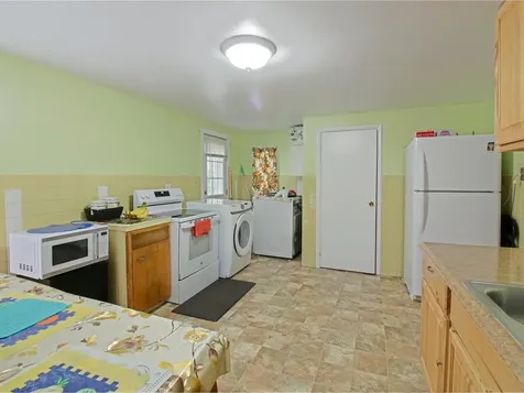 37 Drew Street Burlington VT 05401