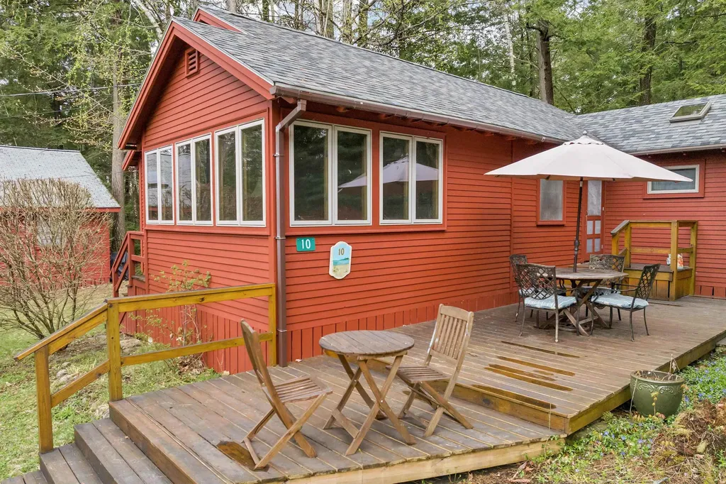 10 Red Gate Road Tuftonboro NH 03816
