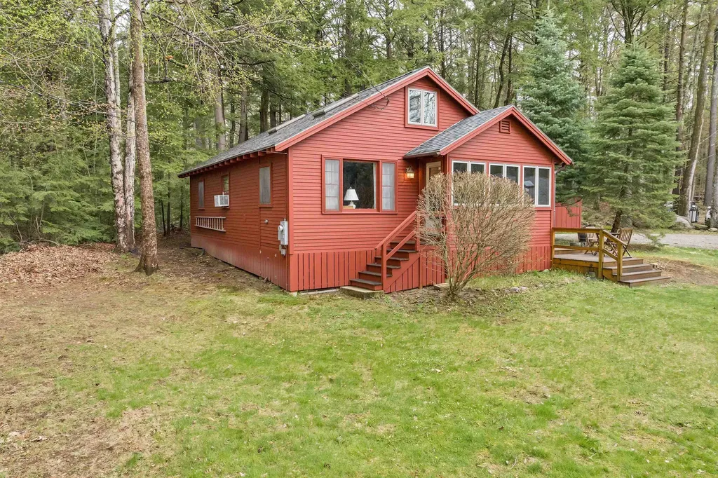 10 Red Gate Road Tuftonboro NH 03816