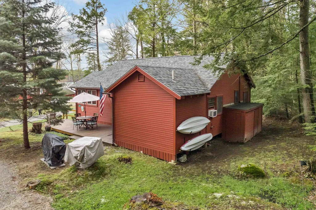 10 Red Gate Road Tuftonboro NH 03816