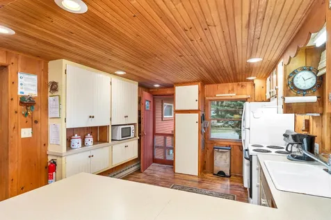 10 Red Gate Road Tuftonboro NH 03816