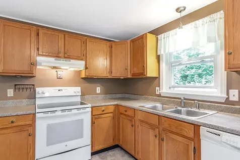 128 Bouldervale Road Croydon NH 03773