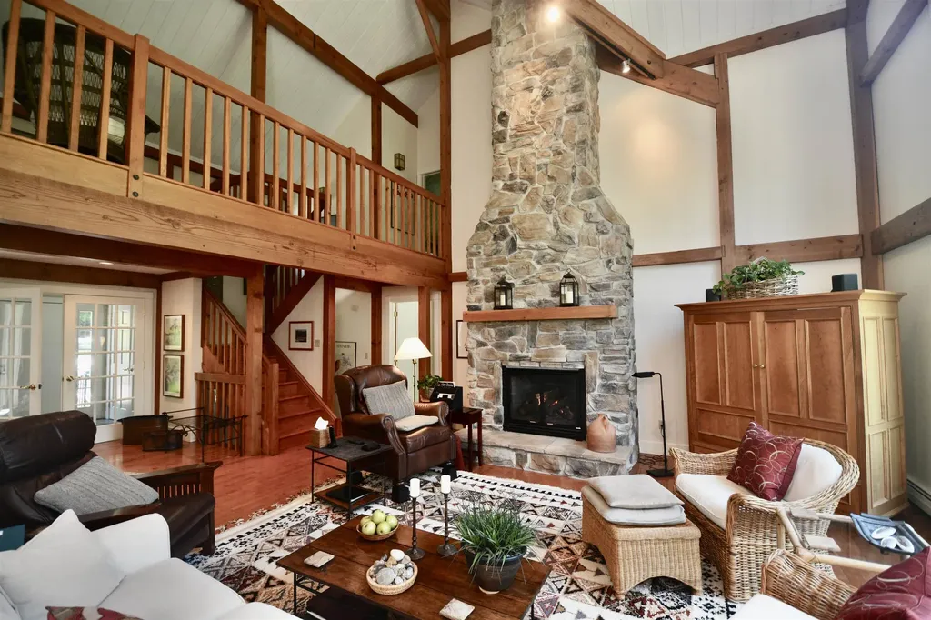 8 Turner Brae Grantham NH 03753