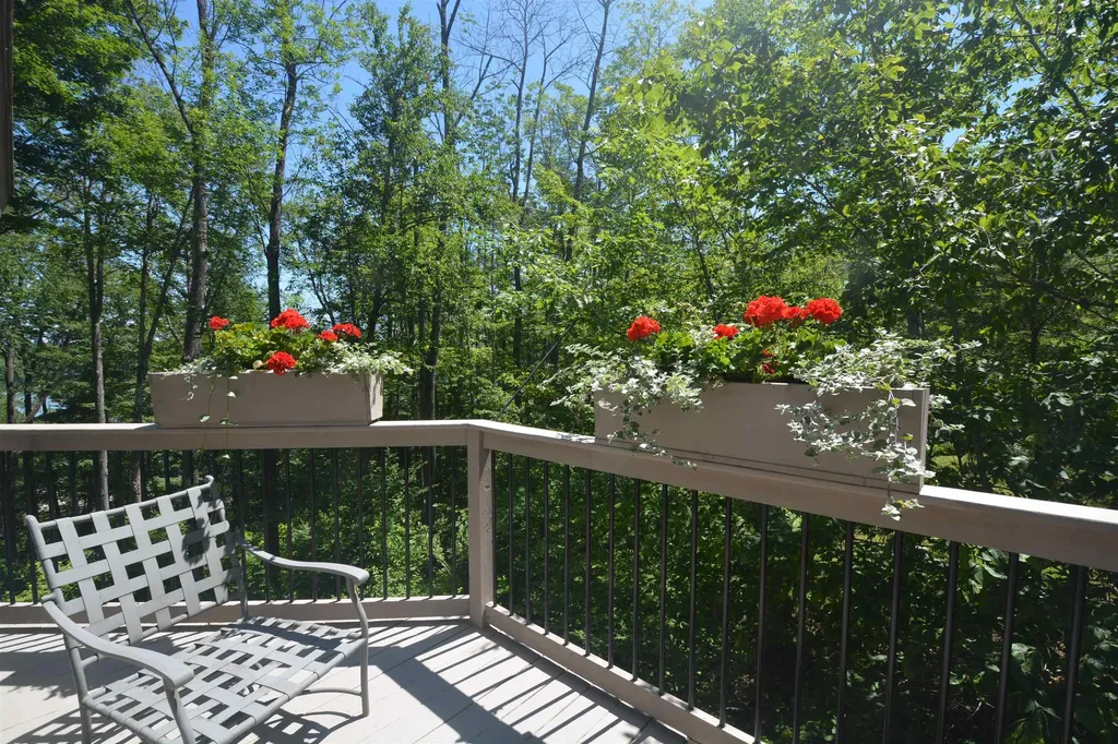 8 Turner Brae Grantham NH 03753