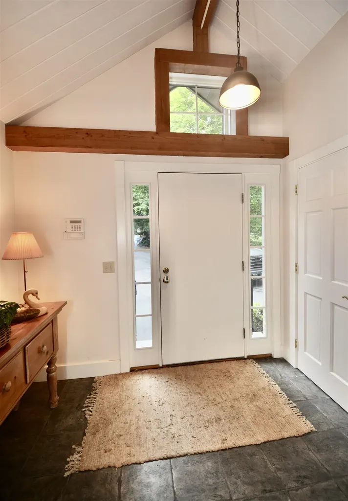 8 Turner Brae Grantham NH 03753