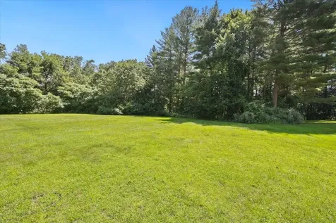 111 Winterwood Drive Londonderry NH 03053