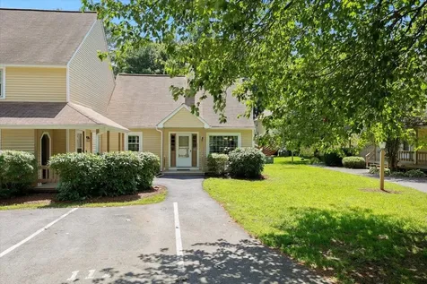 111 Winterwood Drive Londonderry NH 03053