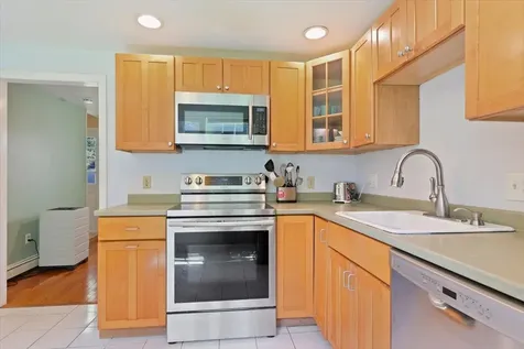 111 Winterwood Drive Londonderry NH 03053