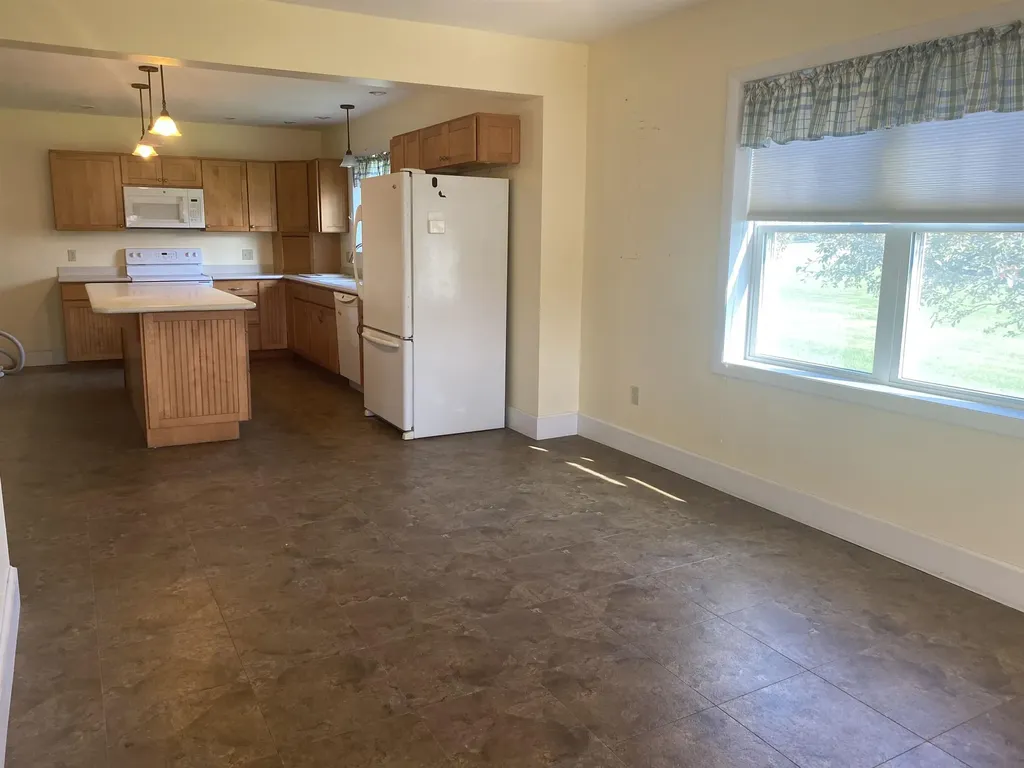 342 Us Route 2 South Hero VT 05486